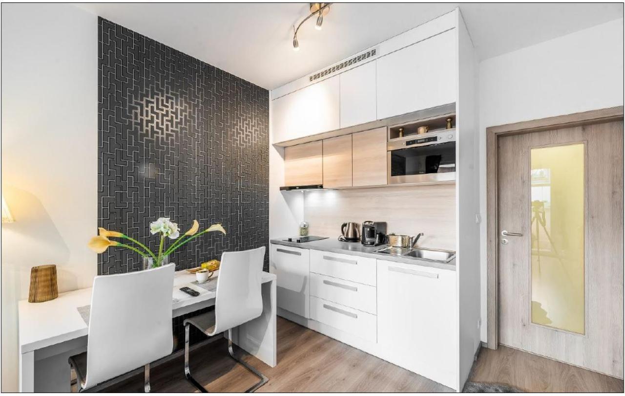 Apartement Blanc De Luxe ปราก ภายนอก รูปภาพ