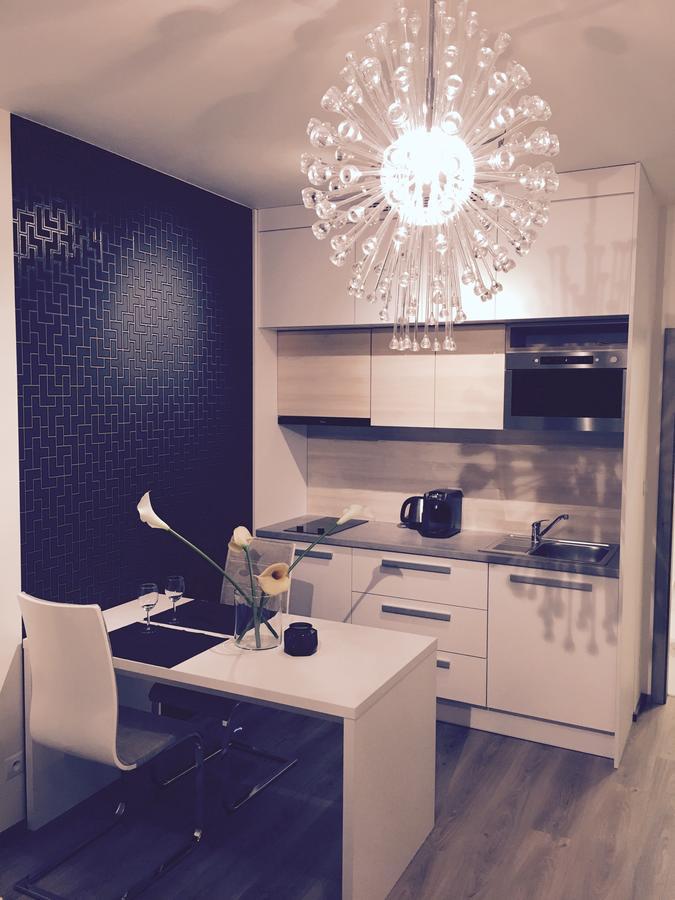 Apartement Blanc De Luxe ปราก ภายนอก รูปภาพ