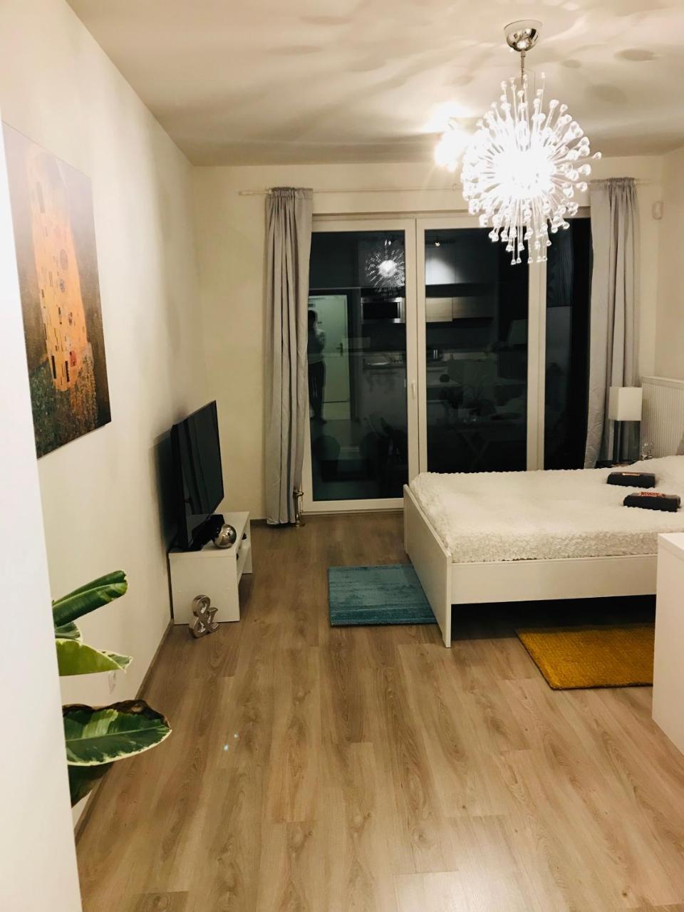 Apartement Blanc De Luxe ปราก ภายนอก รูปภาพ